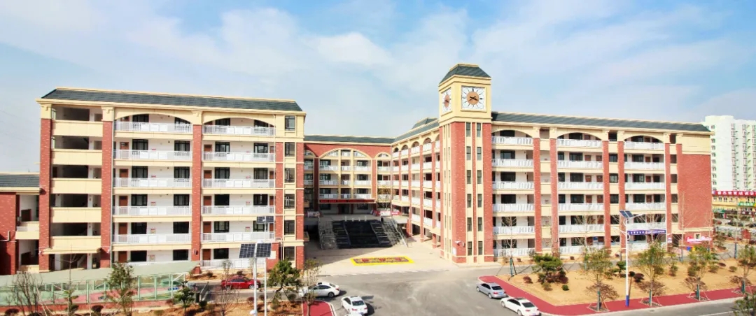<a href='http://hzzczb.cn/tags/第五完全學校/' target='_blank'><u>南陽市第五完全學校</u></a>校園